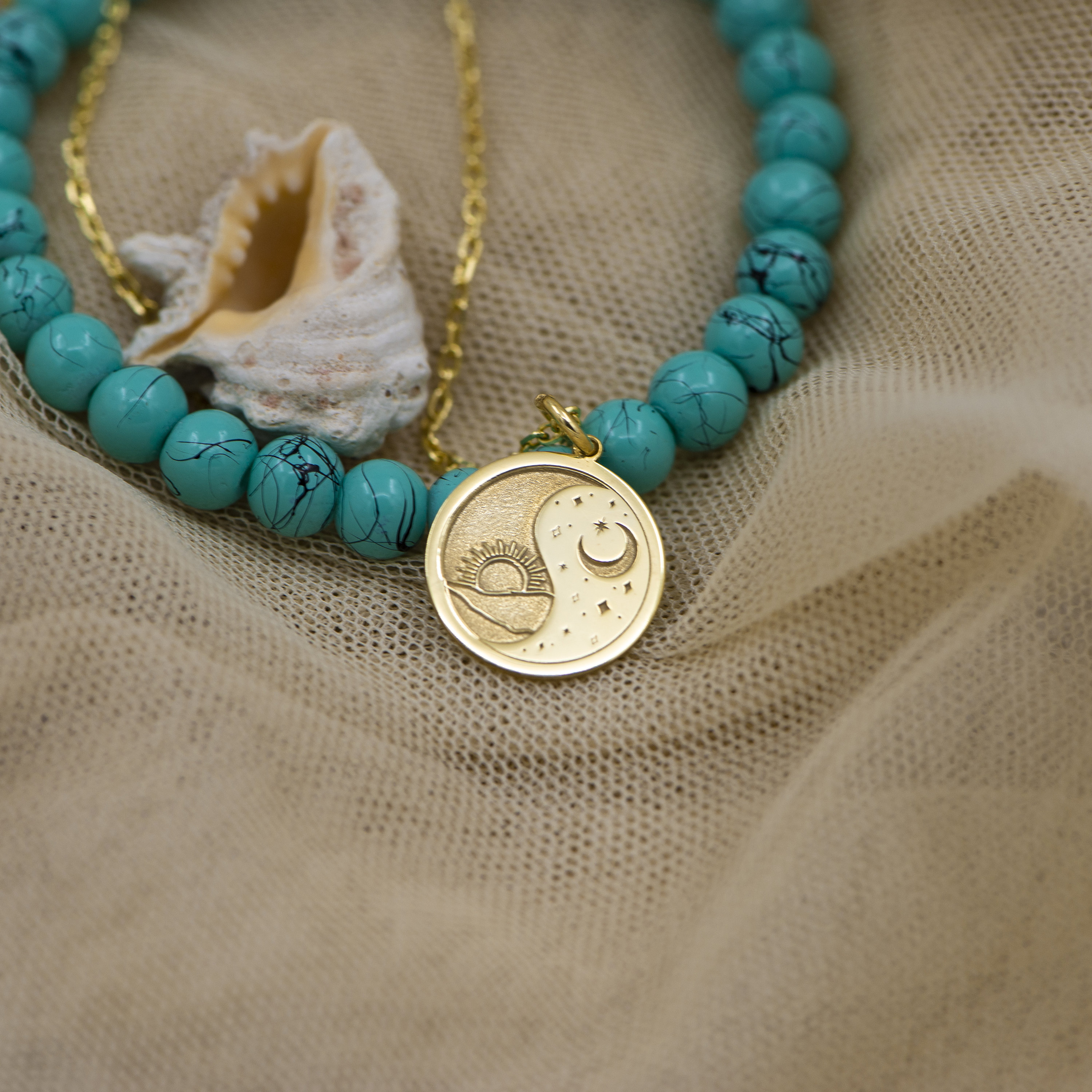 YunYun Sun SS17 YYS Luna Pendant Gold main image 1