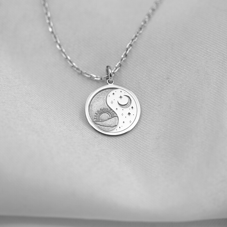YunYun Sun SS17 YYS Luna Pendant Gold