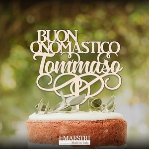 Cake topper in legno Buon Onomastico personalizzabile con nome I Maestri Made in Italy