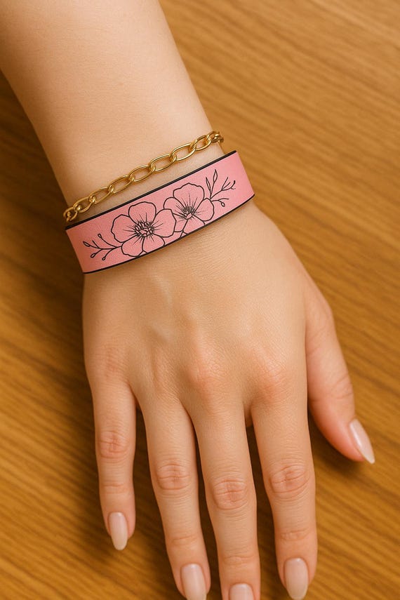 Feminine Elegant Pink Leather Bracelet, Delicate Chic Floral  display picture 1
