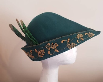 Custom felt medieval hat/ chapeau a bec/ bycocket/Robin hood hat, made to order