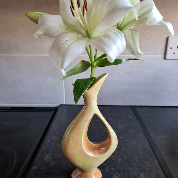 Luster vase