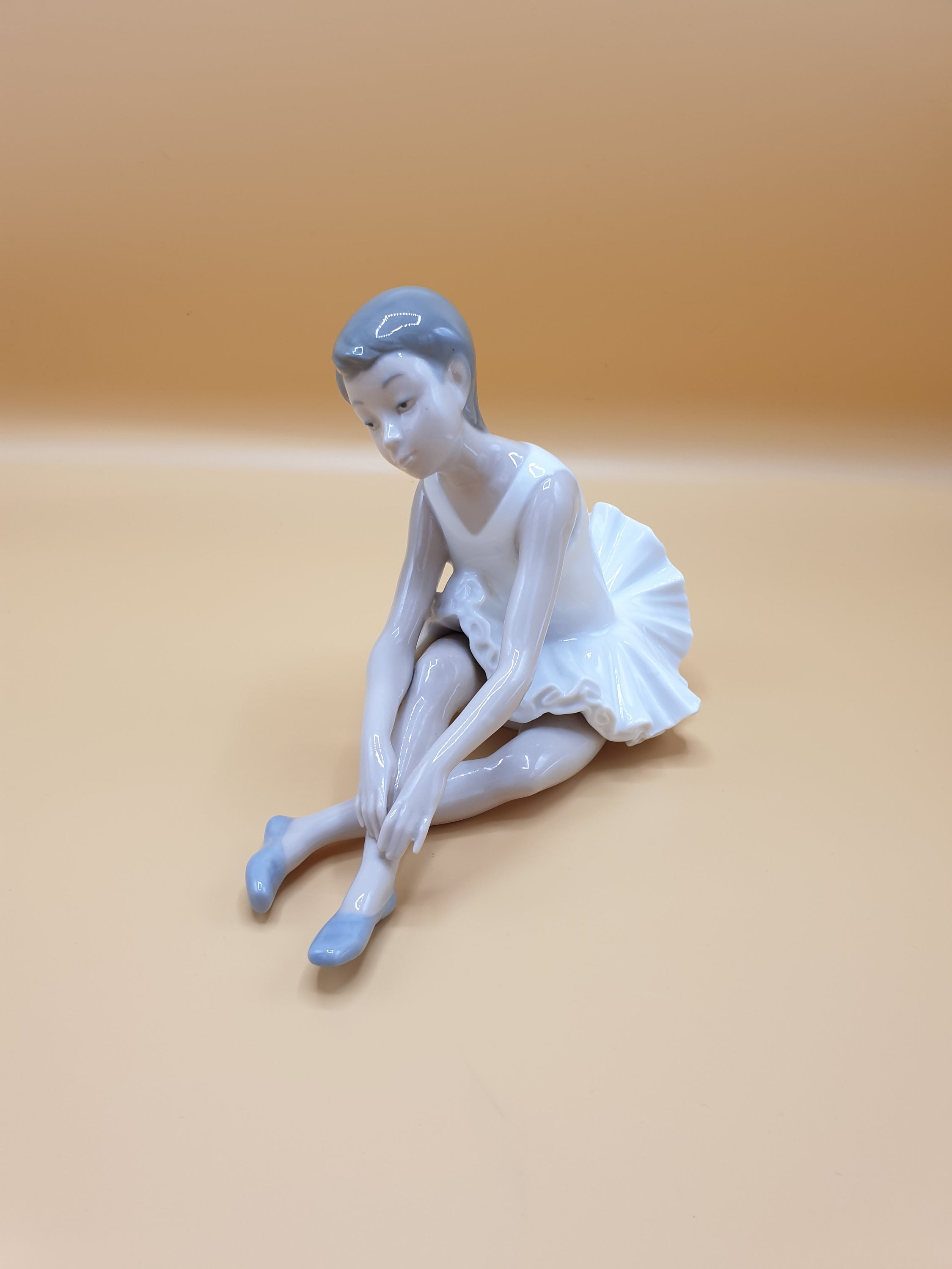 Lladro Ballerina Figurine 