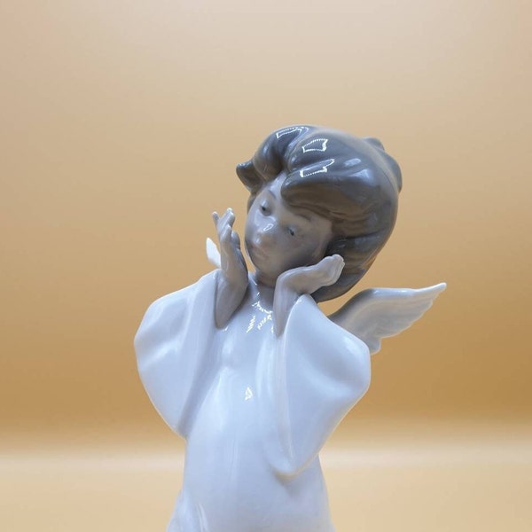 Vintage Lladro Angel figurine, porcelain ornament, Lladro Cherub, First Communion Gift