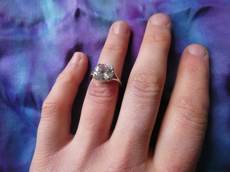 Vintage Cubic Zirconia 925 Silver Engagement Ring