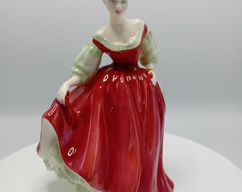 Vintage Elegant Royal Doulton Fair Lady Red HN2832, figurine. Gift idea, porcelain lady, Easter gift