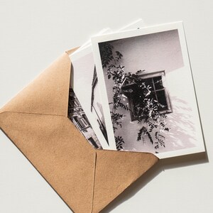 Impresión fotográfica de fotografía callejera de Užupis, postal, regalo para un amigo