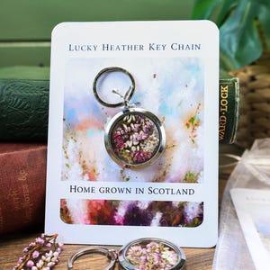 Lucky Heather Keyring Scottish Gift Real Pressed Flower Keychain Good Luck Charm Scotland Souvenir Home Grown in Scotland with love