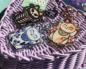 Maneki Neko Acrylic Keychain Kawaii Art Japan Nihon Anime Manga Accessoire Cute Jewelry Gift Epoxy Meow Charm Lucky Cat Good Fortune Sakura