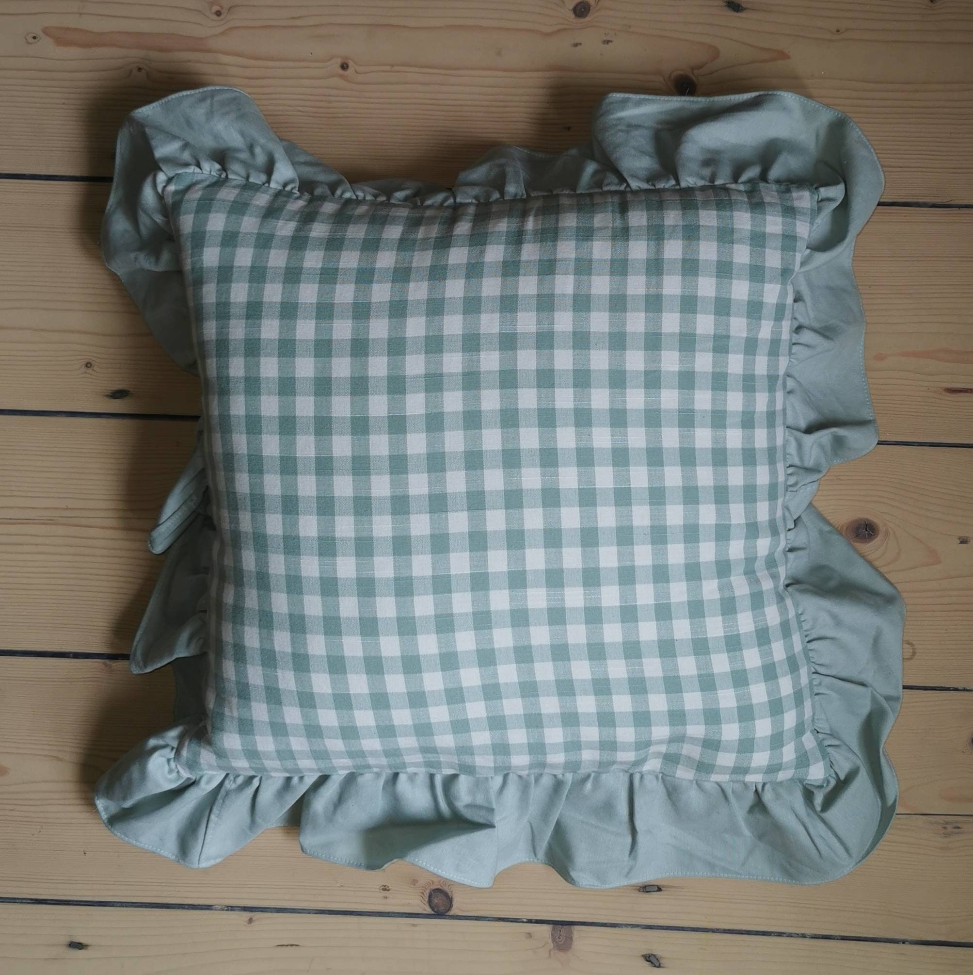 grey gingham cushions