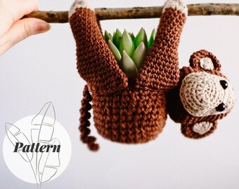 Crochet Pattern Monkey Plant Hanger - Mini succulent planter - Hanging planter - Animal planter - Monkey crochet - Amigurumi - Trending Now