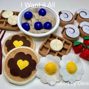 Felt Breakfast, Felt Waffles, Felt Pancakes, Felt Eggs, Play Food, Play Kitchen, Pretend Play, Felt Food, Pretend Play, Playroom Toys, Gift