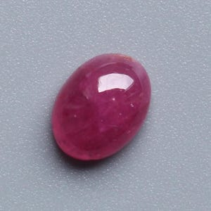 Rubin Cabochon Ädelsten, Naturlig Obehandlad Röd Rubin Slät Polerad Oval Cabochon Lös Ädelsten, Oval Rubin Cabochon Smyckestillbehör, 9 x 7 MM