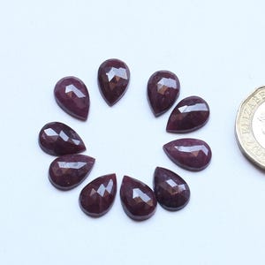 Pietra preziosa di rubino rosso, rubino rosso naturale taglio rosa cabochon sfaccettato a pera, lotto di pietre preziose sfuse, lotto di cabochon sfaccettati di rubino, forniture per gioielli 8 x 12 mm