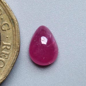 AAA+++ Rubin Edelstein, Natürlicher Roter Rubin Glatt Poliert Birne Cabochon Loser Edelstein, Lose Rubin Cabochon Schmuck Zubehör, 8 x 6 MM, Ct.1.50