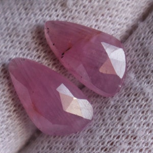Coppia di rubini naturali taglio rosa sfaccettato con fondo piatto, coppia di pietre preziose taglio rosa di qualità AAA, per la creazione di gioielli, 12 x 7 mm, 4,50 ct.