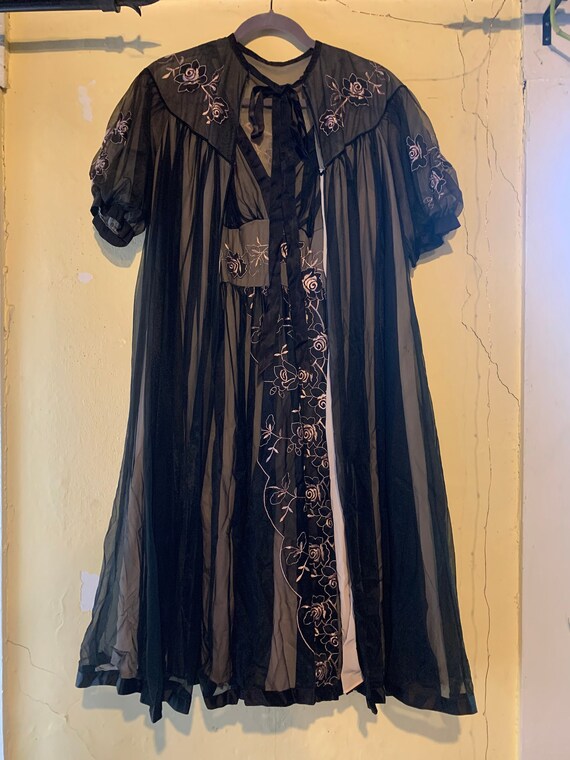 black two piece embroidered nightgown/lingerie/sli