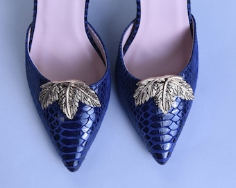 Gold/Bronze Leaf Design Shoe Clips