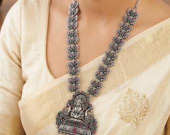 Handmade Oxidized German Silver Temple Jewelry Set: Kemp Stone Necklace