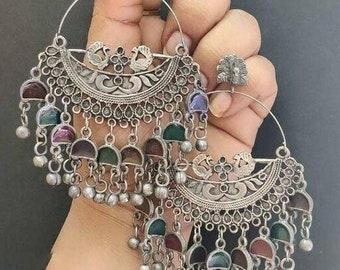 Boucles d'oreilles paon Chandbali oxydées, boucles d'oreilles pendantes Chandbali afghanes, boucles d'oreilles multicolores, créoles ghungroo, boucles d'oreilles pendantes