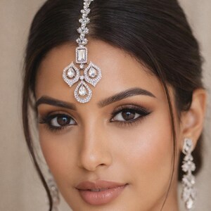 Tikka silber für Braut, Rubin Rot CZ Kopfschmuck, Indischer Brautschmuck, Bollywood Haarschmuck, Nikkah Schmuck