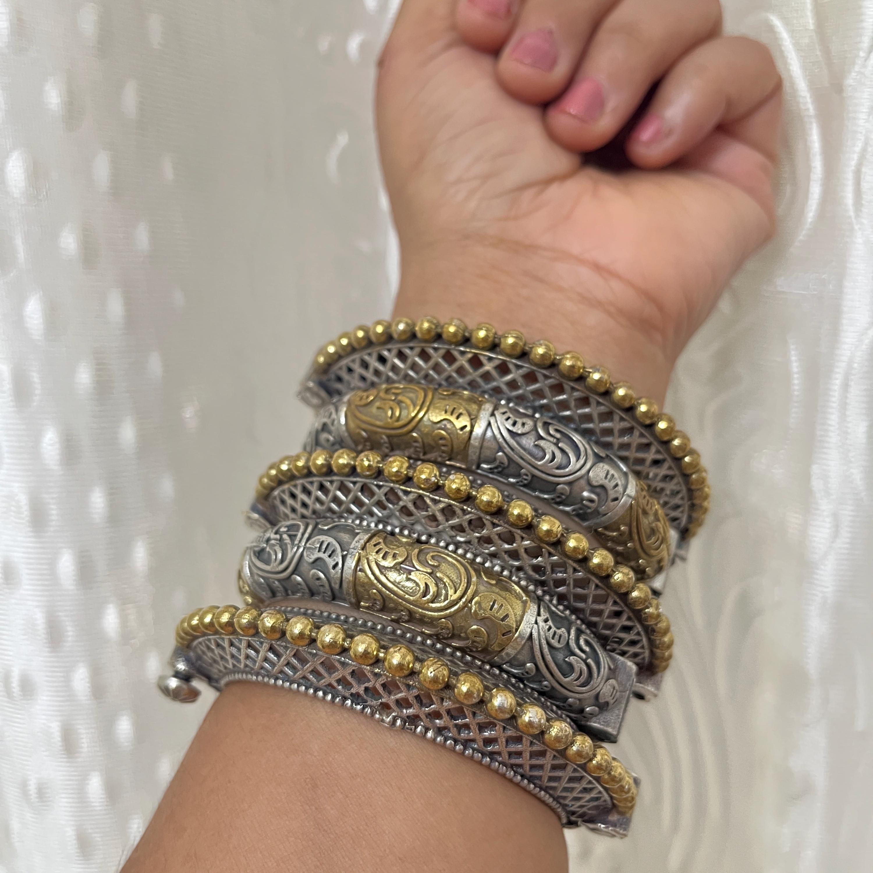 Antique Style Silver Gold Oxidized kada Bangles Set | Dual tone Tribal Bangles | Handmade Ethnic Indian Jewelry | Rajasthani Rajwadi Kade