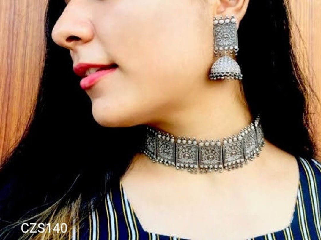 Indian Ethnic Silver Oxidised Flower Choker Necklace Ring & Flower Stud  Earrings