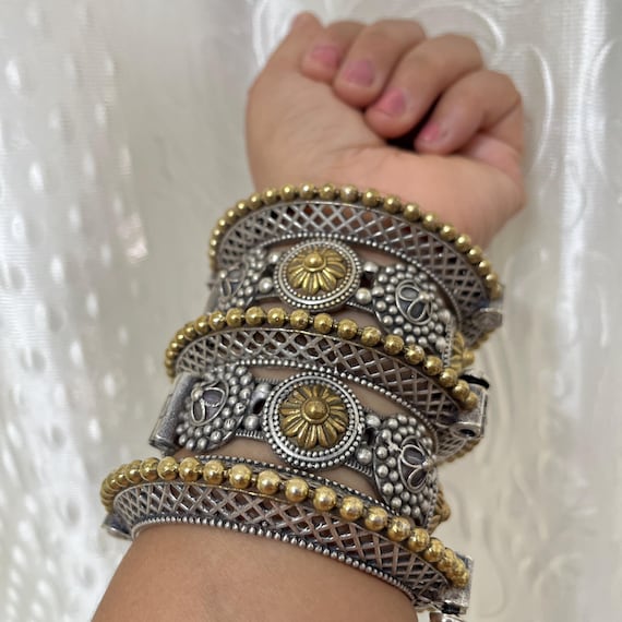 Rajwadi Dual Tone Kada Bangles Combo Set of 5pc, Two Tone Silver