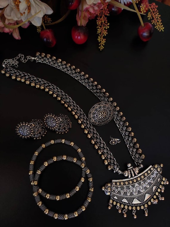 Oxide sale necklace set