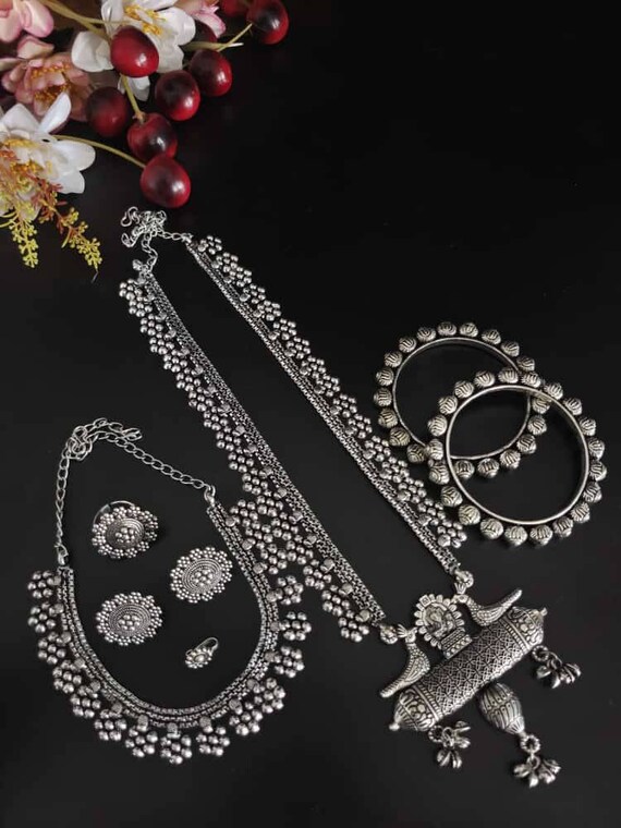 Floral Silver Oxidized 6 piece Gift Set Indian Jewellery Set