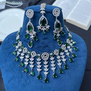 Luxury Green American Diamond Necklace Set | Reception Jewelry/ crystal Bollywood Jewelry/Bridal necklace/Silver Emerald Replica diamond