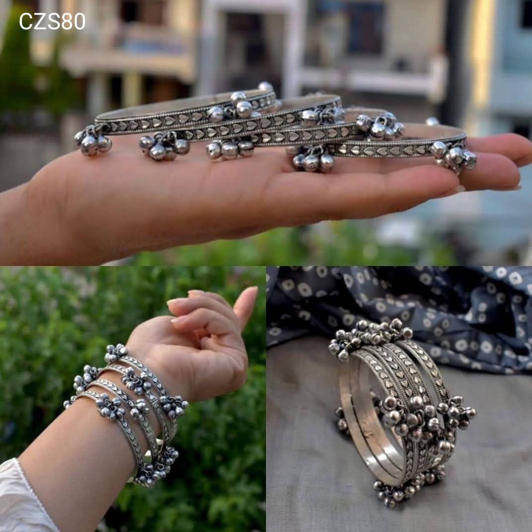 Oxidised bangles with ghungroo deals