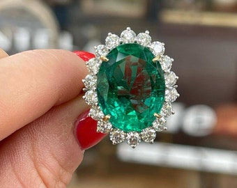 Luxury Emerald Ring - Etsy