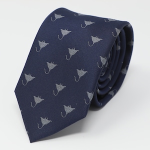 Novelty Manta Ray Sea Animal Necktie 2.75" Wide Men Fancy Animal Tie