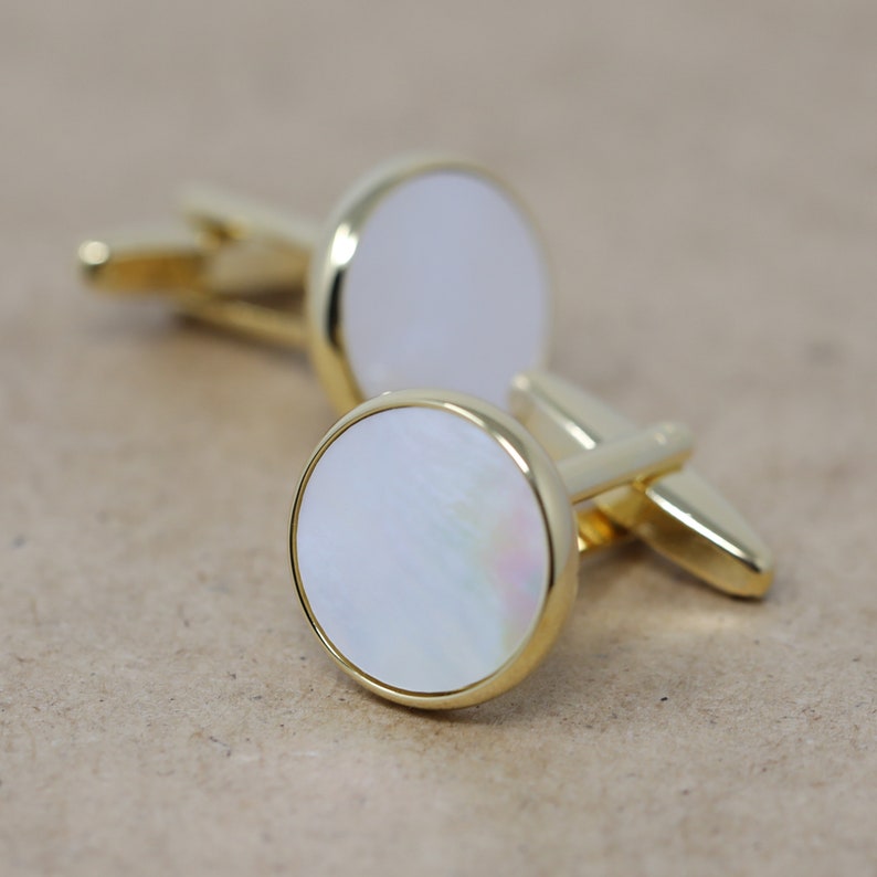 Round Gold Tone Rim Mother Of Pearl Men Wedding Formal Wear Dress Shirt Cuff Links Best Birthday Father's Day Gift Wedding Accessory 画像 5