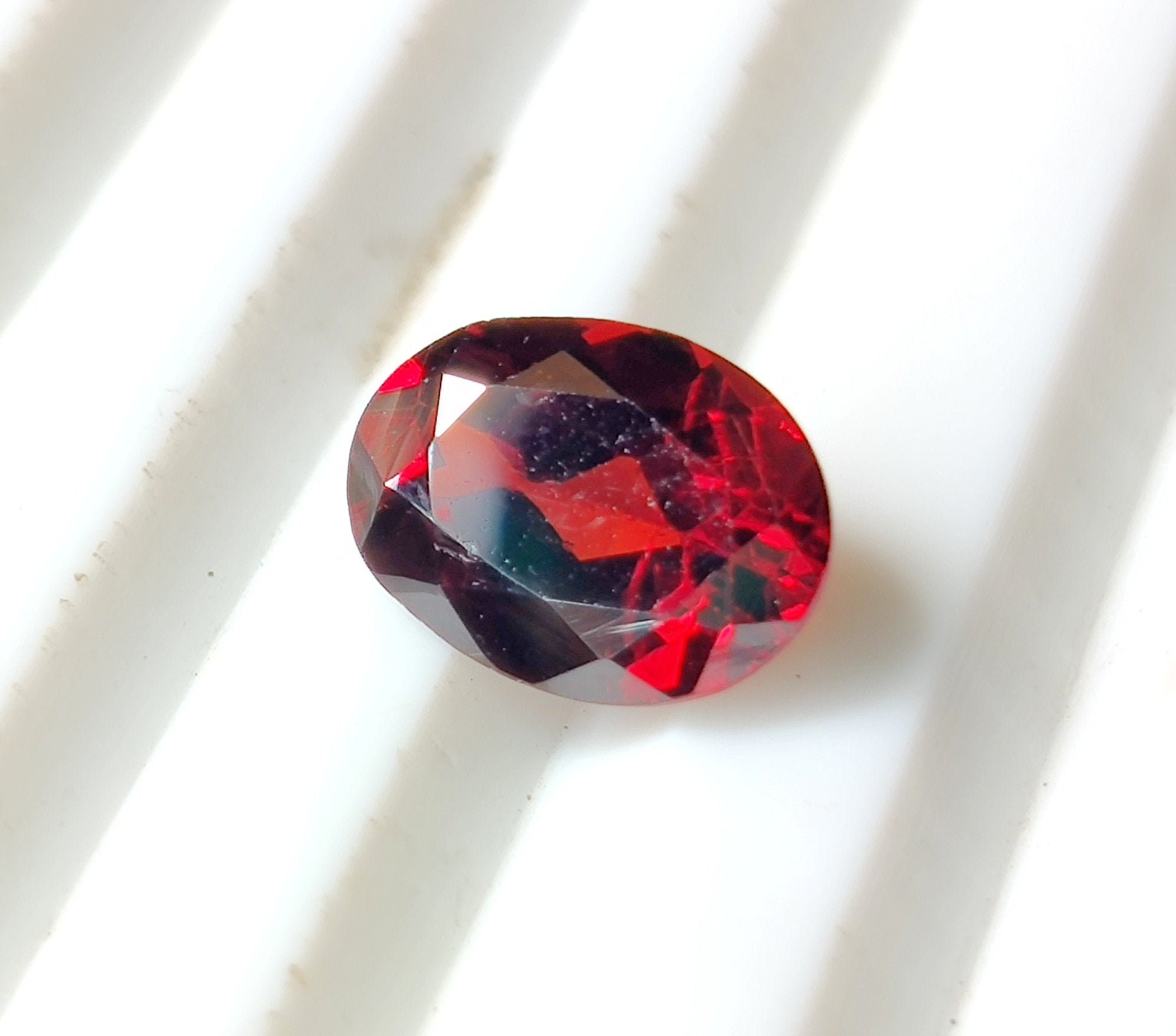 MOZAMBIQUE GARNET GEMSTONE 2.60Ct Top Quality Deep Color Garnet Oval Shape Perfect Ring Size Jewelry Making Loose Garnet Gemstone 10x8x4MM