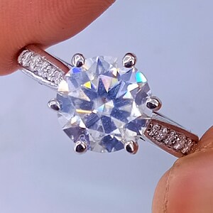 8mm 2.00CTW VVS1 Moissanite Wedding Ring, Round Engagement Ring,Anniversary Ring Certified Moissanite Ring For Anniversary Gift, Bridal Ring