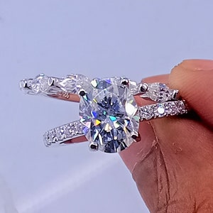 2.50CTW Oval Cut D VVS1 Moissanite Wedding Engagement Ring Set, 14K White Gold Plated, Bridal Wedding Band Set Ring ,Matching Band Ring Sets