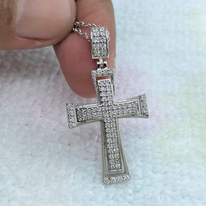 Pendentif croix Moissanite, pendentif en or blanc 14K, 1 CTW coupe ronde VVS1 pendentif croix Moissanite avec chaîne de 18 pouces, pendentif anniversaire