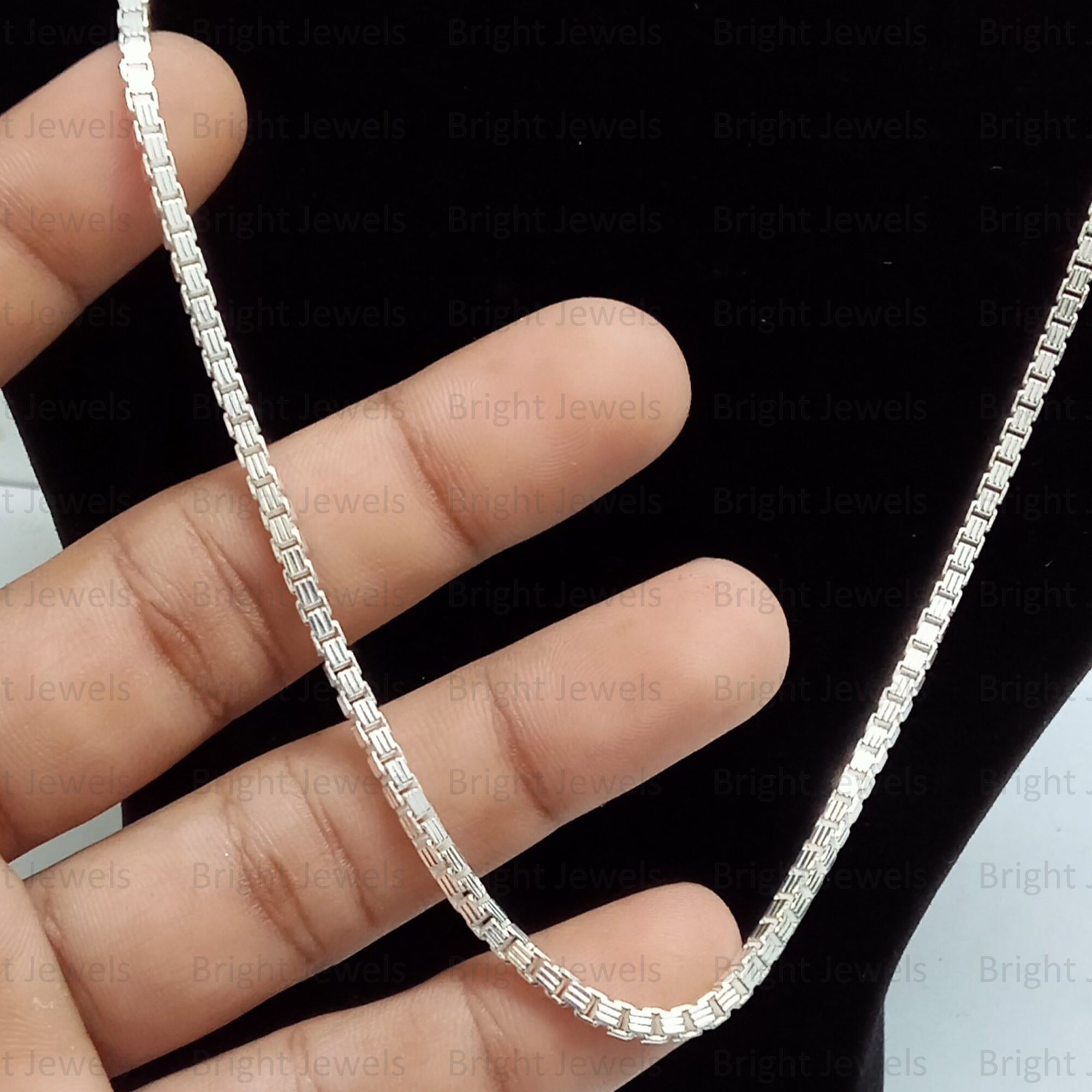 スターリングシルバーボックスチェーンネックレス：4 mmユニセックス