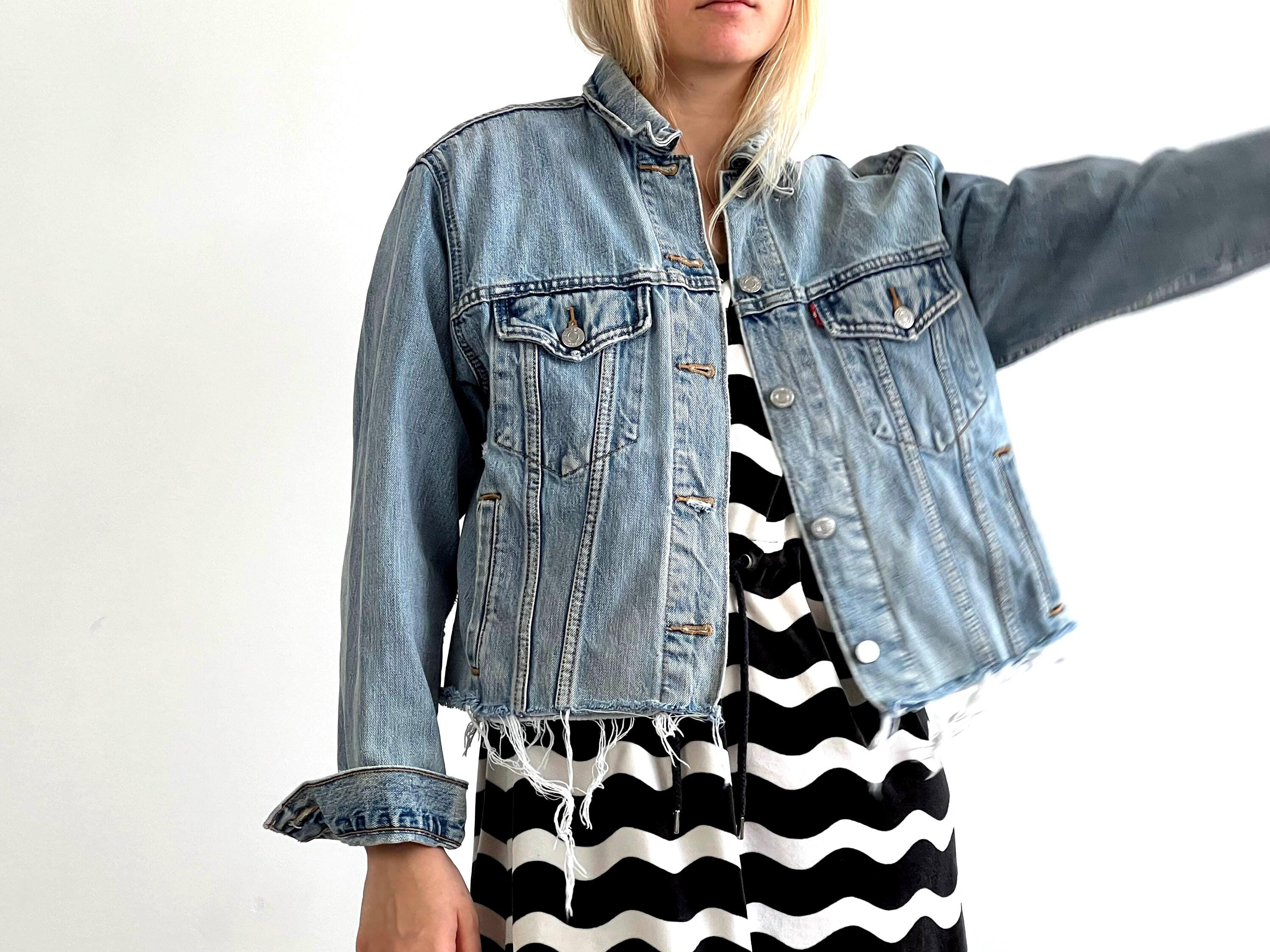 LEVIS Vintage Denim Jacket Blue Jeans Cut off Cropped Size M