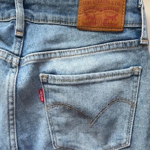 LEVIS vintage blue jeans w26, l30 Levi Strauss 711 denim pants