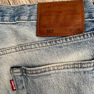 LEVIS 501 vintage faded light blue jeans w30 l30 Levi Strauss denim pants