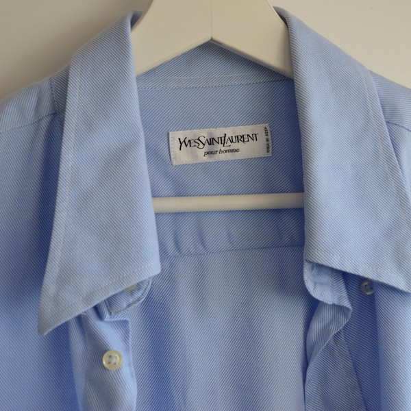 YVES SAINT LAURENT chemise bleue vintage boutonnée avec boutons de manchette haut à manches longues pour homme ysl, taille xl