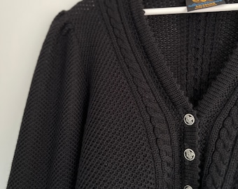 Austrian vintage knitted sweater black jumper cardigan wool sweatshirt for women size S, LANAMODEN, Salzburg