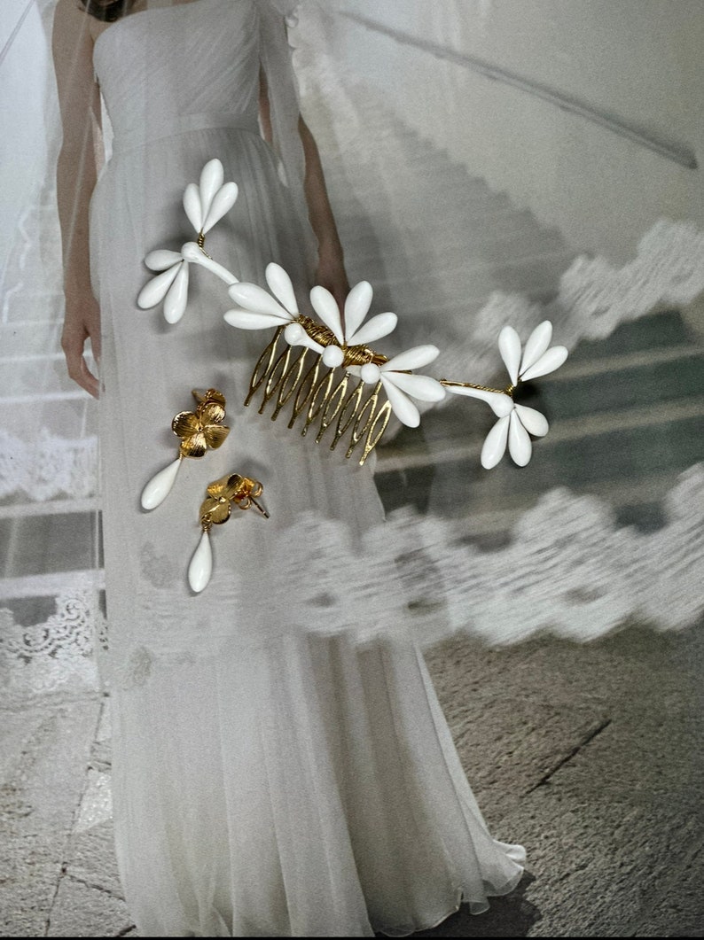 Peigne cheveux mariage, bijoux coiffure mariée, broche mariage avec étamines de porcelaine froide, très élégant image 3