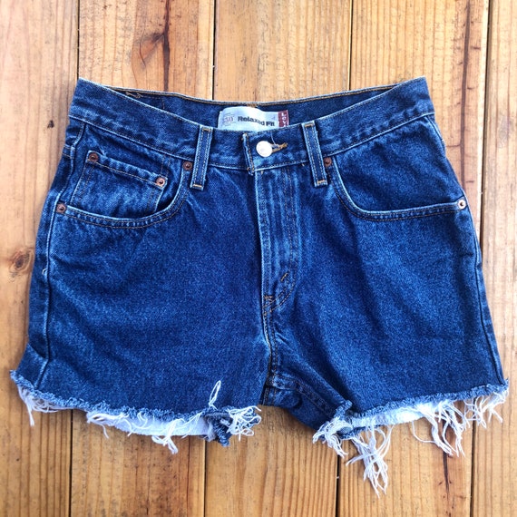 Levi’s 550 dark washed vintage shorts