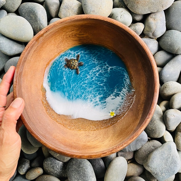 Sea turtle and plumeria ocean epoxy resin bowl- tropical jewelry dish- Hawaiian home decor- Beach art housewarming gift- honu wooden bowl 8”