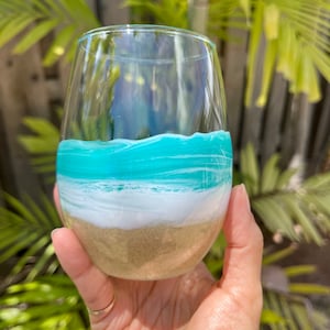 Ocean beach wine glass- stemless aqua blue Hawaiian glasses with real sand- wave barware- tropical drinkware 15oz cocktail party favor