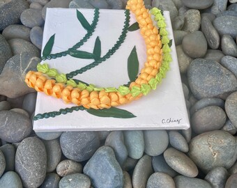 Puakenikeni and Pakalana 3 Dimensional Hawaiian Flower Lei Acrylic